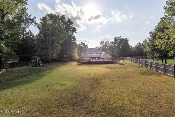 $479,900 | 2670 Emerald Way Drive, Hernando, MS 38632