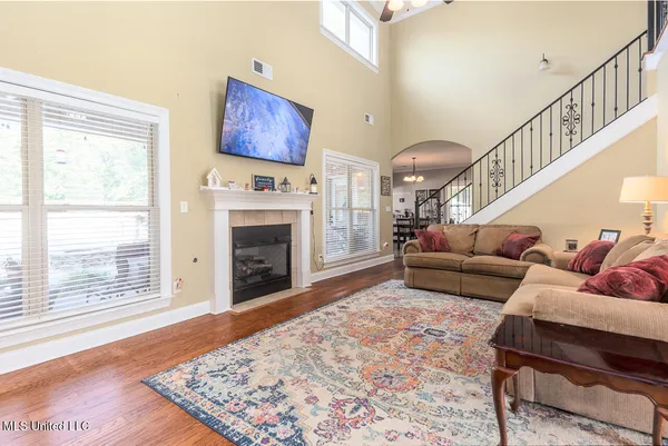 $479,900 | 2670 Emerald Way Drive, Hernando, MS 38632