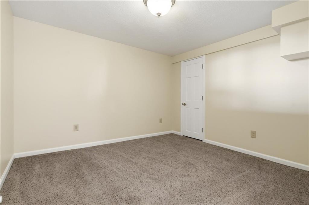 41 R Kenridge Drive McKees Rocks, PA 15136 - Photo 30 of 48 Gallery Image 30