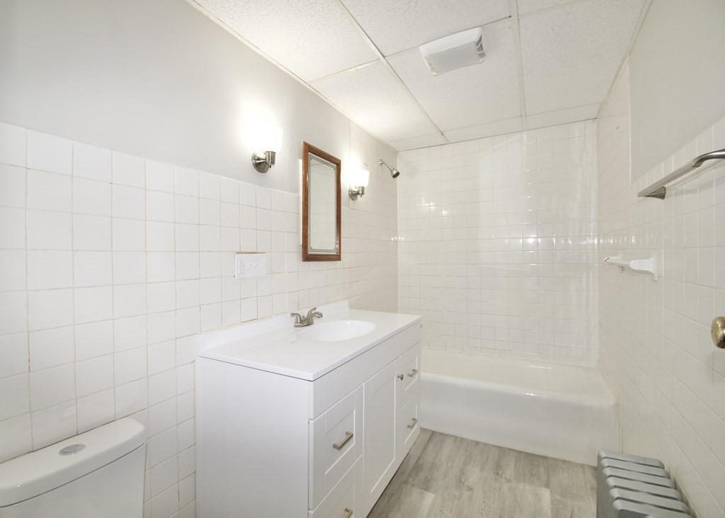 389-391 Wilbraham Road Springfield, MA 01109 - Photo 11 of 37 Gallery Image 11