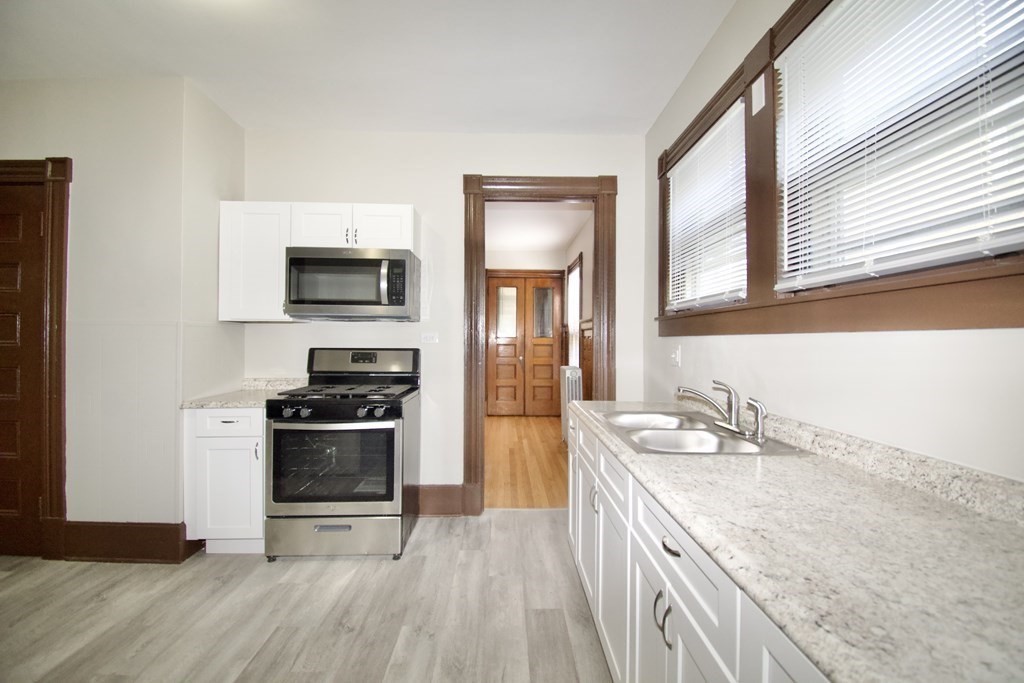 389-391 Wilbraham Road Springfield, MA 01109 - Photo 23 of 37 Gallery Image 23