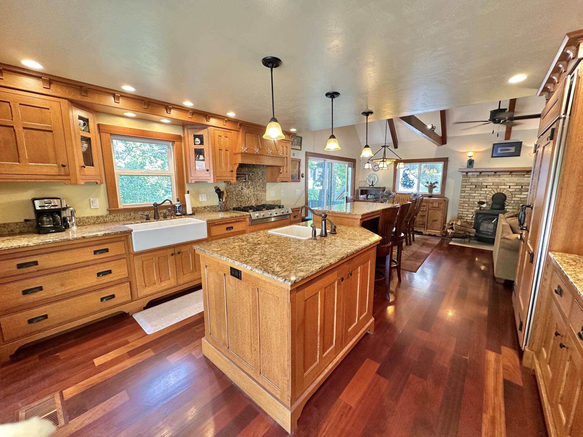 121 Flame Tree Road Burnt Ranch, CA 95527 - Photo 8 of 33