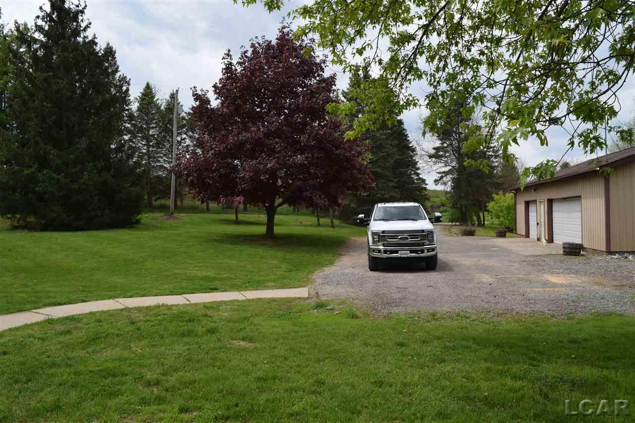 12145 Lawrence Road Brooklyn, MI 49230 - Photo 8 of 41 31380451-7.JPG