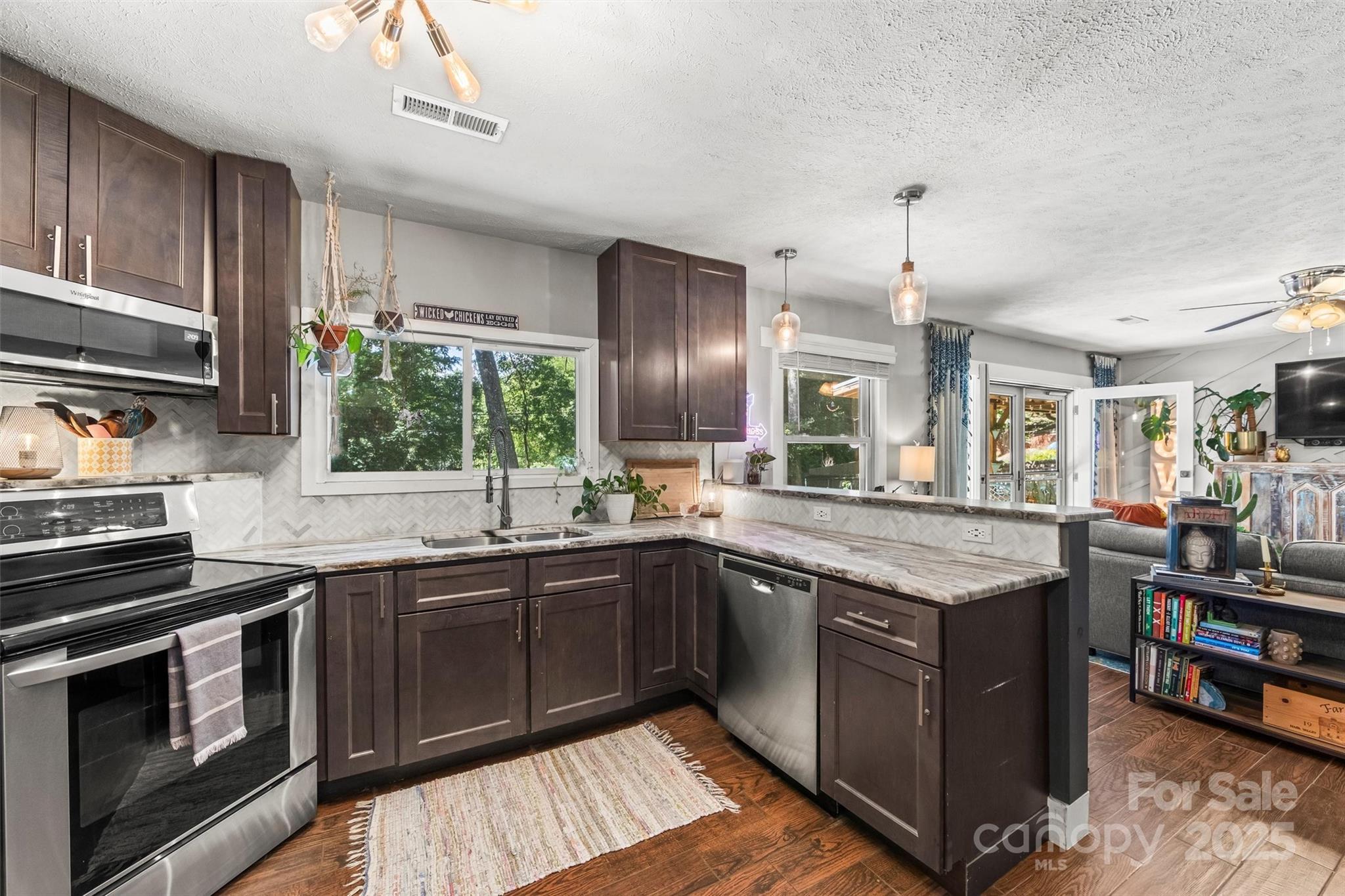 52 Rathfarnham Road Asheville, NC 28803 - Photo 13 of 33 Gallery Image 13