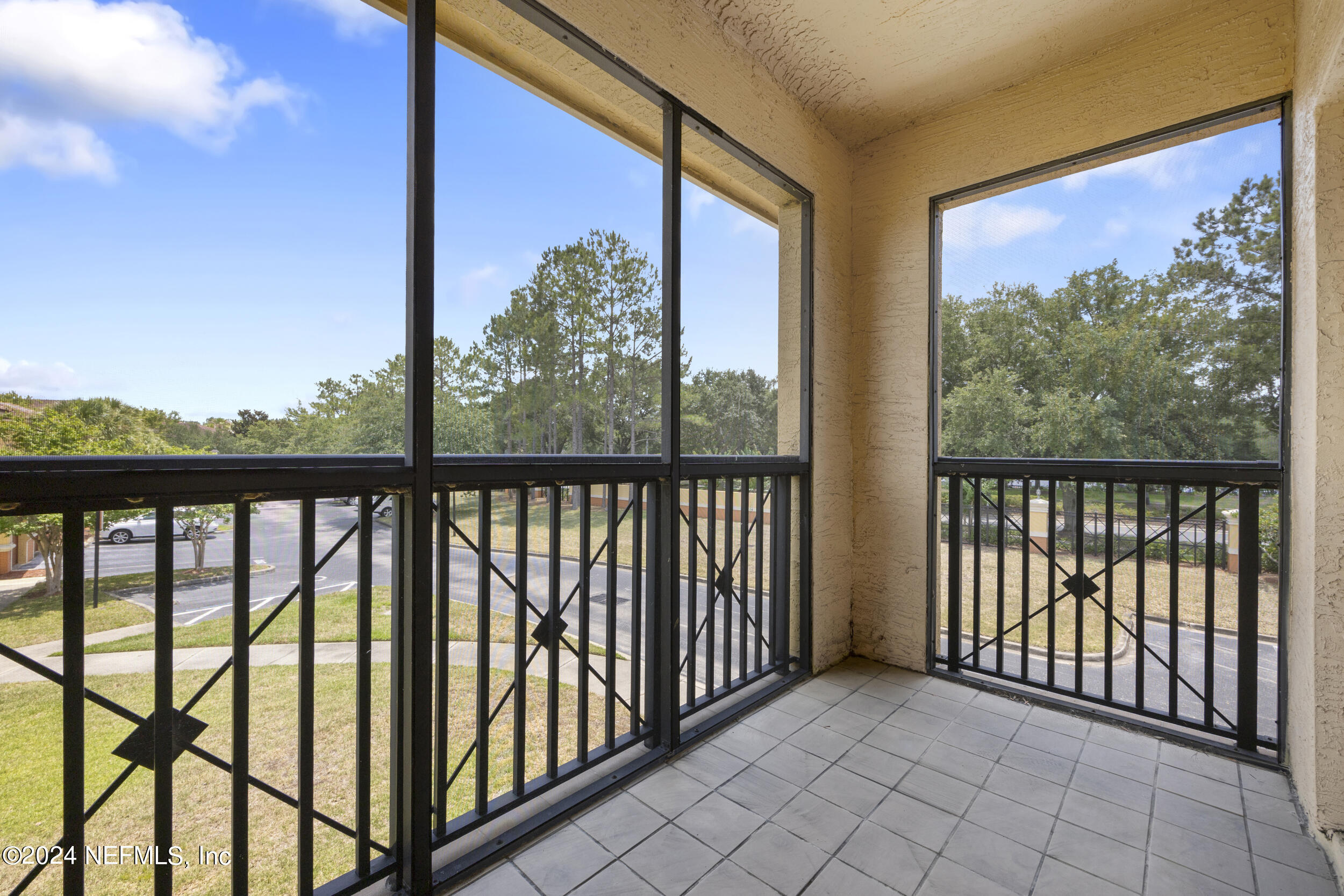 9745 Touchton Road, Unit 2908 Jacksonville, FL 32246 - Photo 30 of 57 Upstairs Primary Balcony