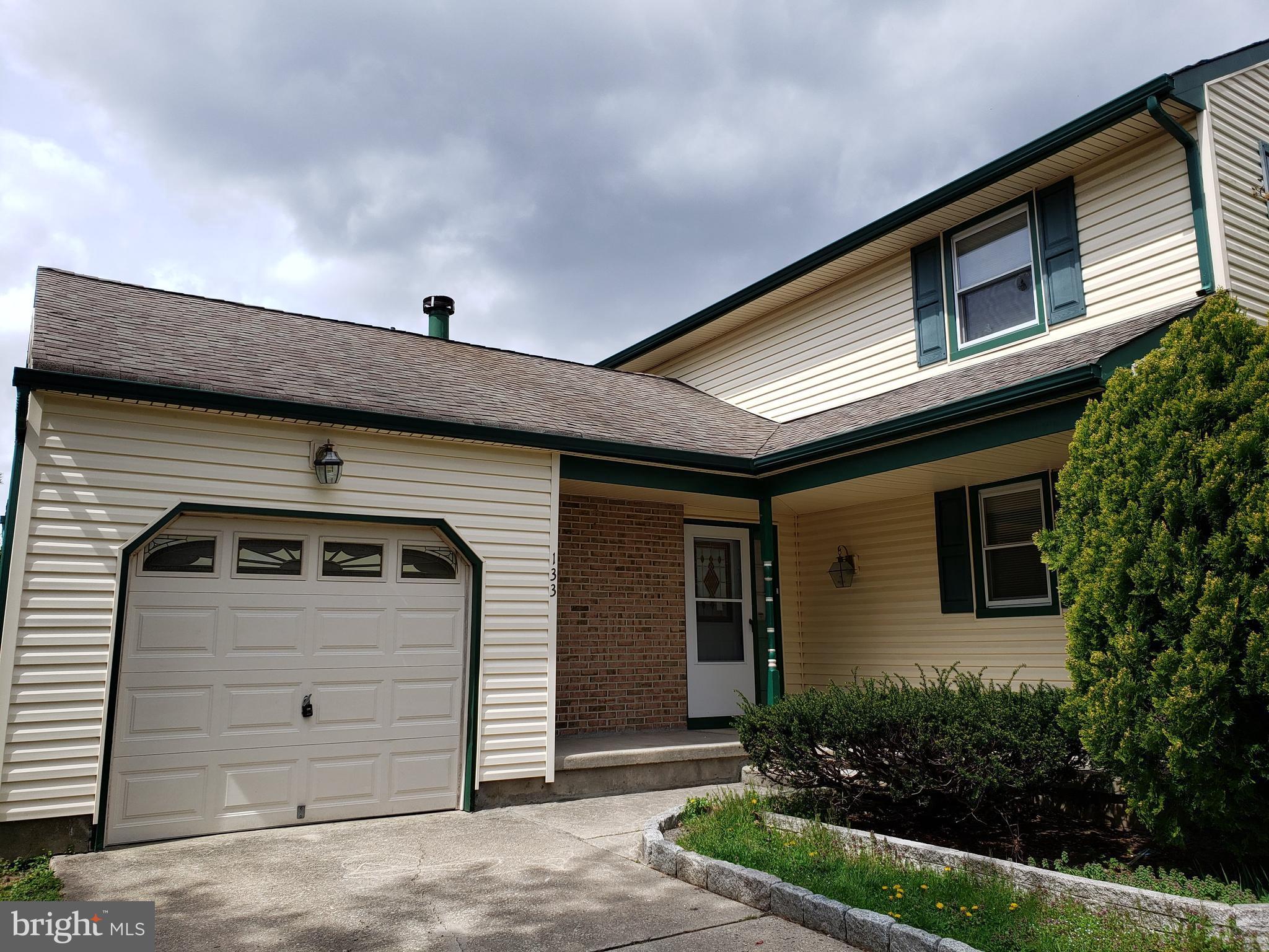 133 Abbey Road Voorhees, NJ 08043 - Photo 2 of 26