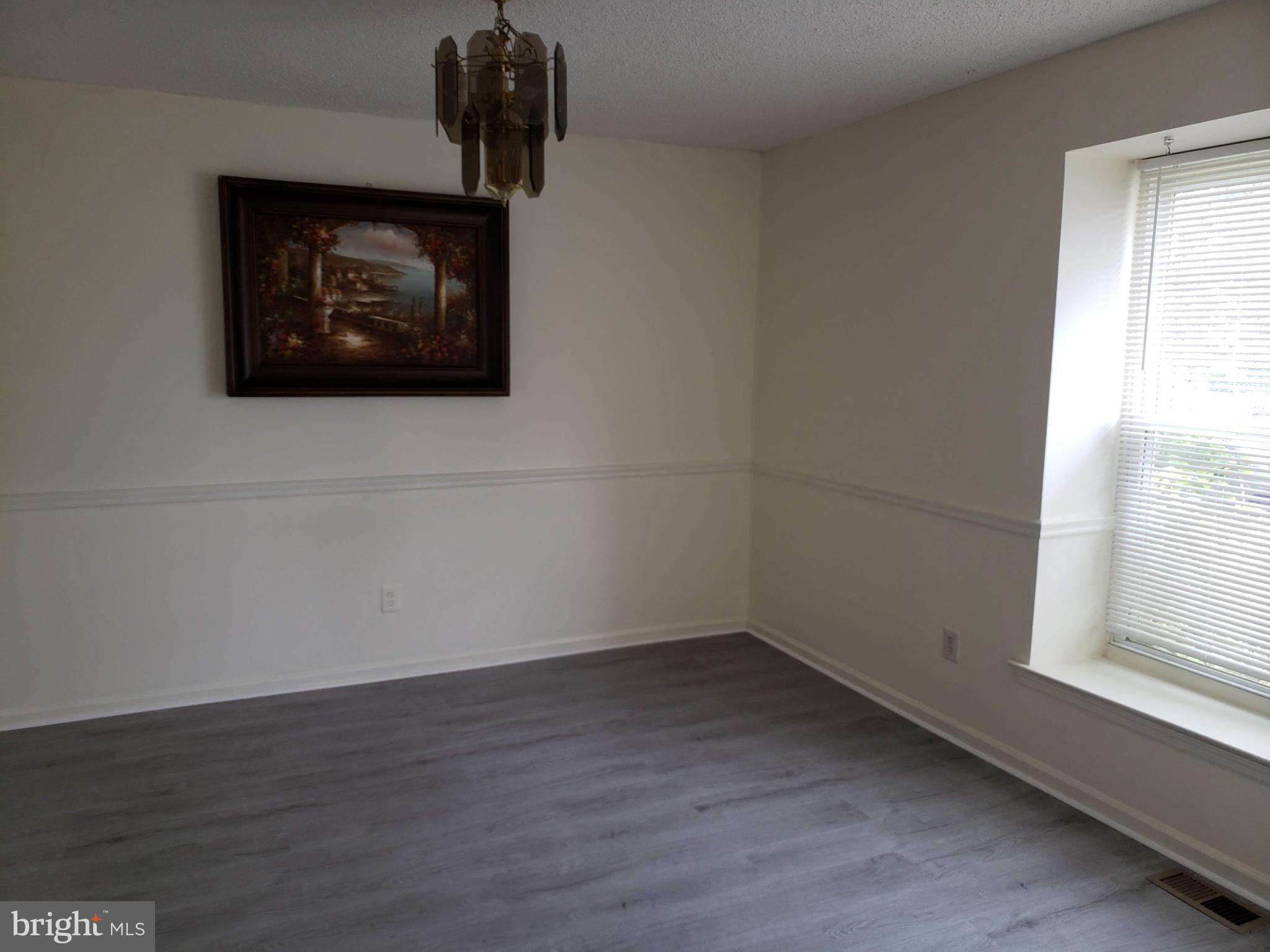 133 Abbey Road Voorhees, NJ 08043 - Photo 4 of 26