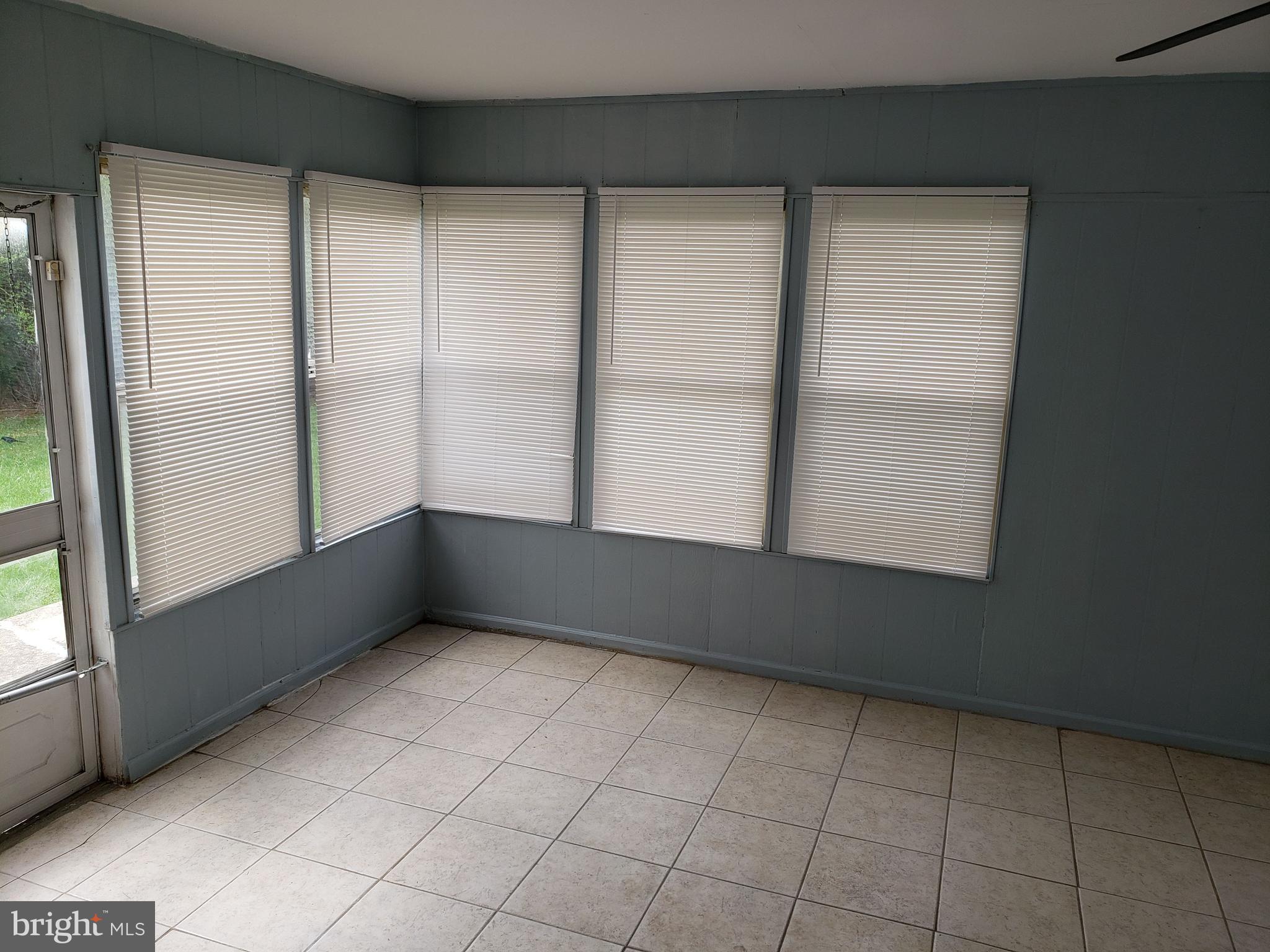 133 Abbey Road Voorhees, NJ 08043 - Photo 7 of 26