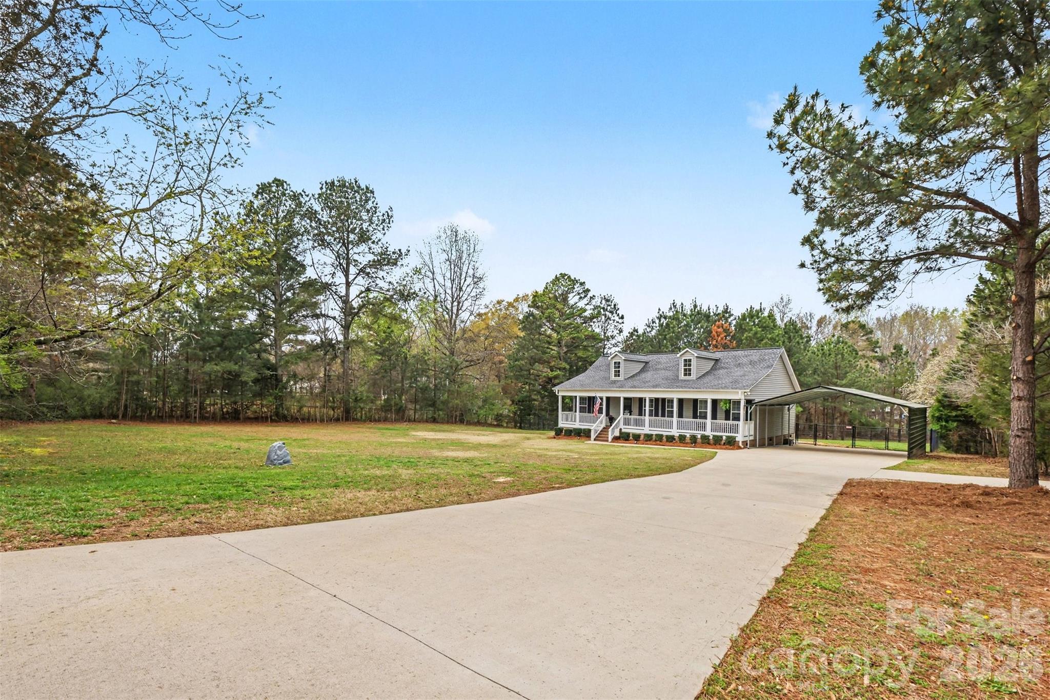 534 Pamela Road York, SC 29745 - Photo 7 of 26