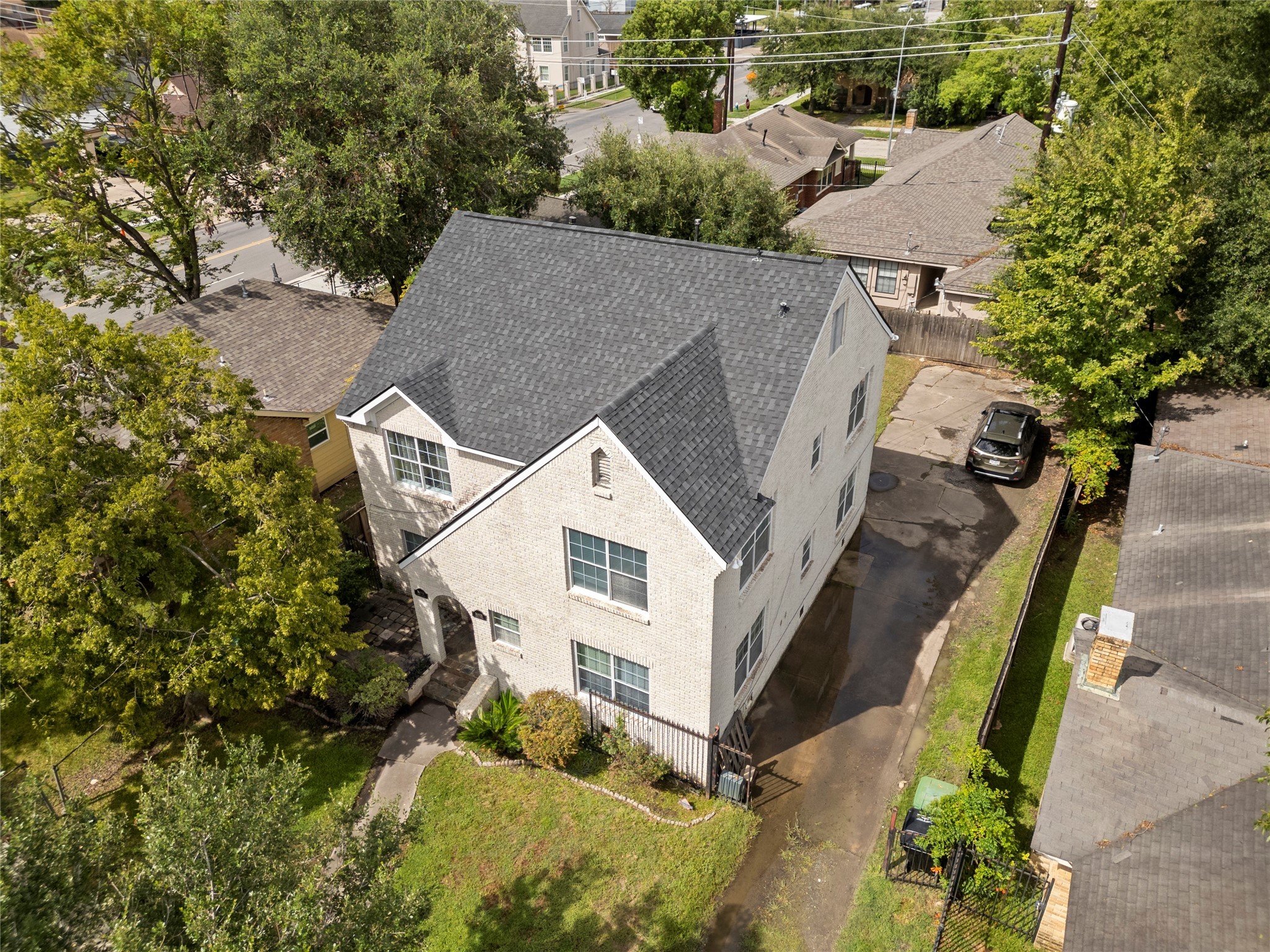 3005 Arbor Street, Unit B Houston, TX 77004 - Photo 17 of 22 an aerial view of a house