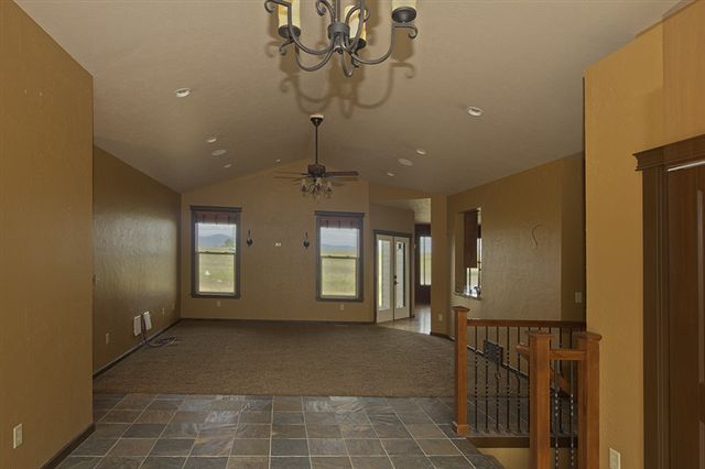 3018 West Monroe Road Spokane, WA 99208 - Photo 4 of 9