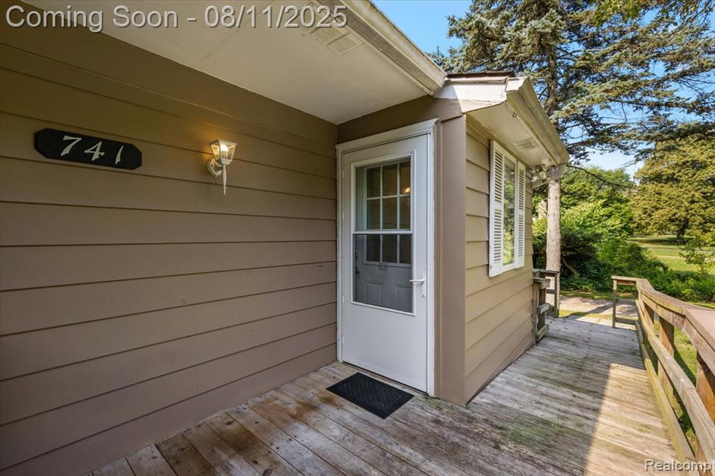 741 West Livingston Road Highland, MI 48357 - Photo 11 of 70 Gallery Image 11