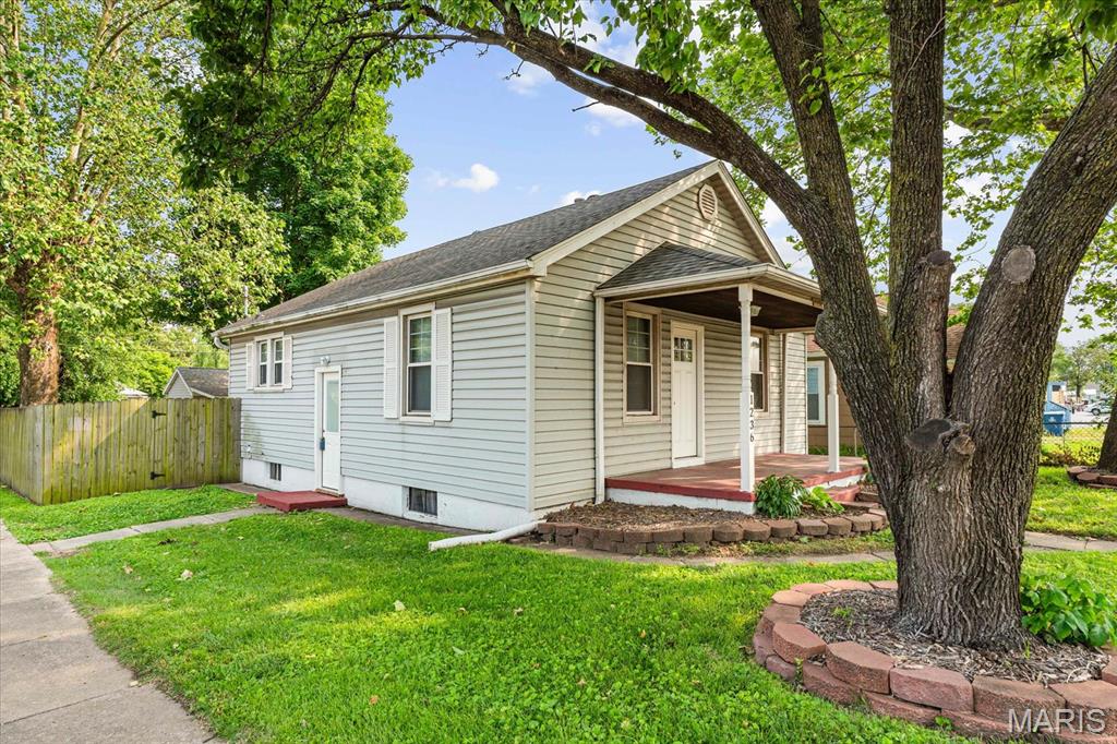 1236 Edwardsville Road Granite City, IL 62040 - Photo 23 of 35 Gallery Image 23
