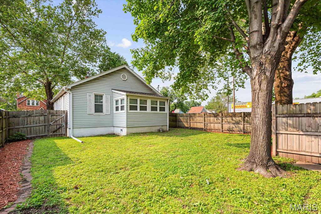 1236 Edwardsville Road Granite City, IL 62040 - Photo 27 of 35 Gallery Image 27