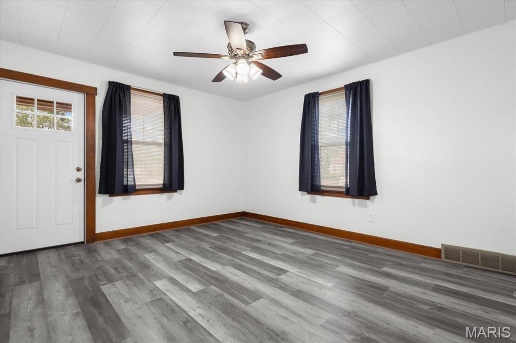 1236 Edwardsville Road Granite City, IL 62040 - Photo 5 of 35 Gallery Image 5