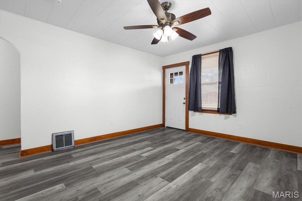 1236 Edwardsville Road Granite City, IL 62040 - Photo 6 of 35 Gallery Image 6