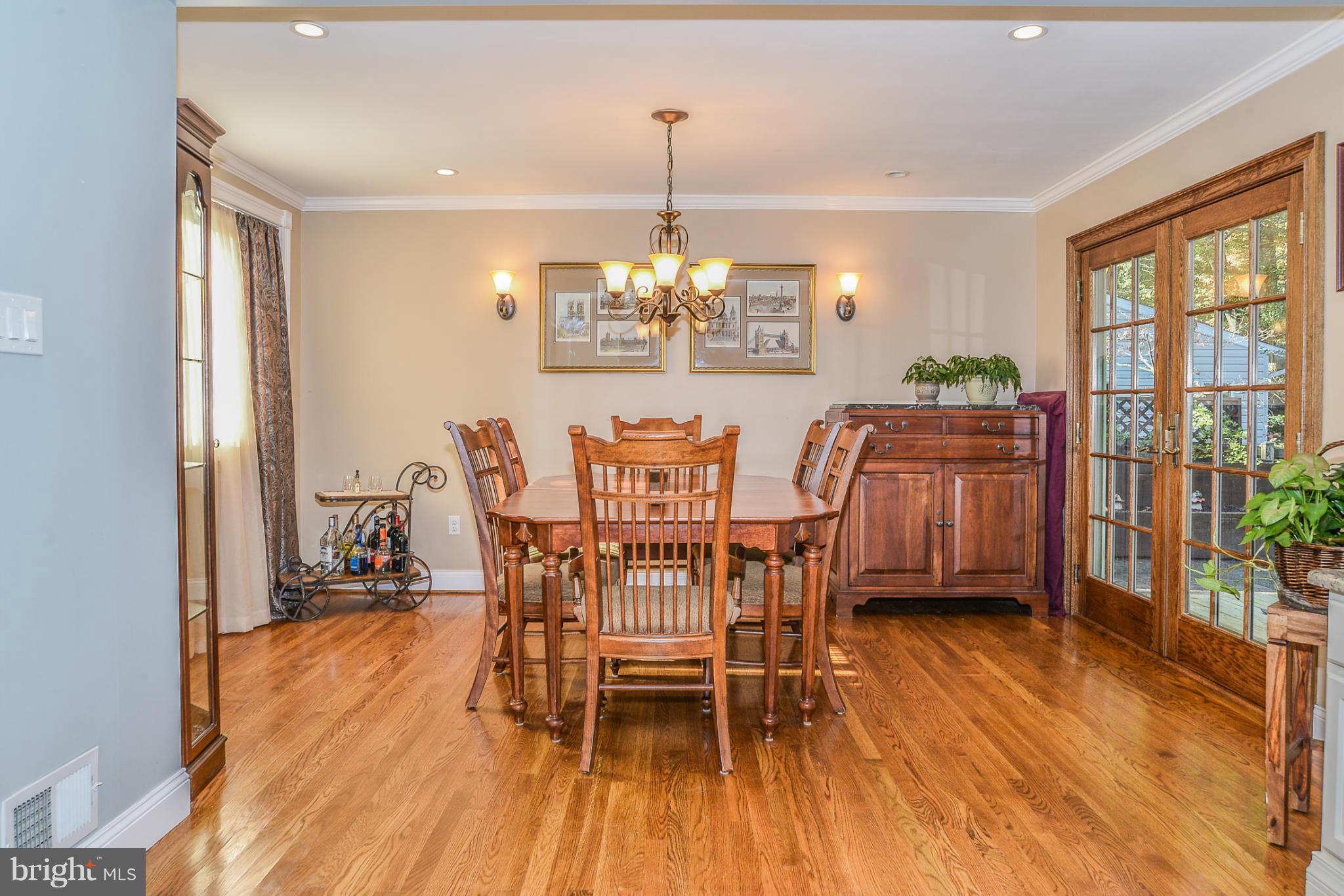 8605 Victoria Road Springfield, VA 22151 - Photo 12 of 30 Dining Room