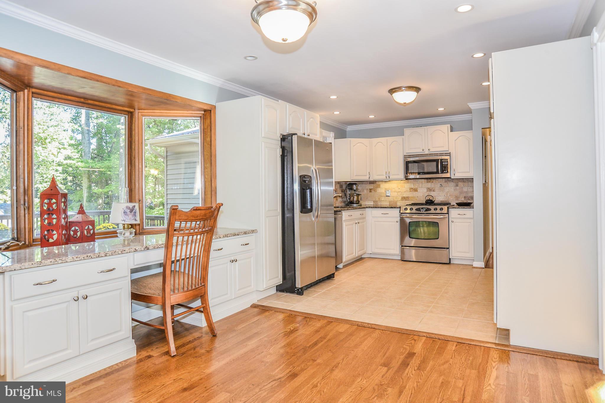 8605 Victoria Road Springfield, VA 22151 - Photo 14 of 30 Kitchen