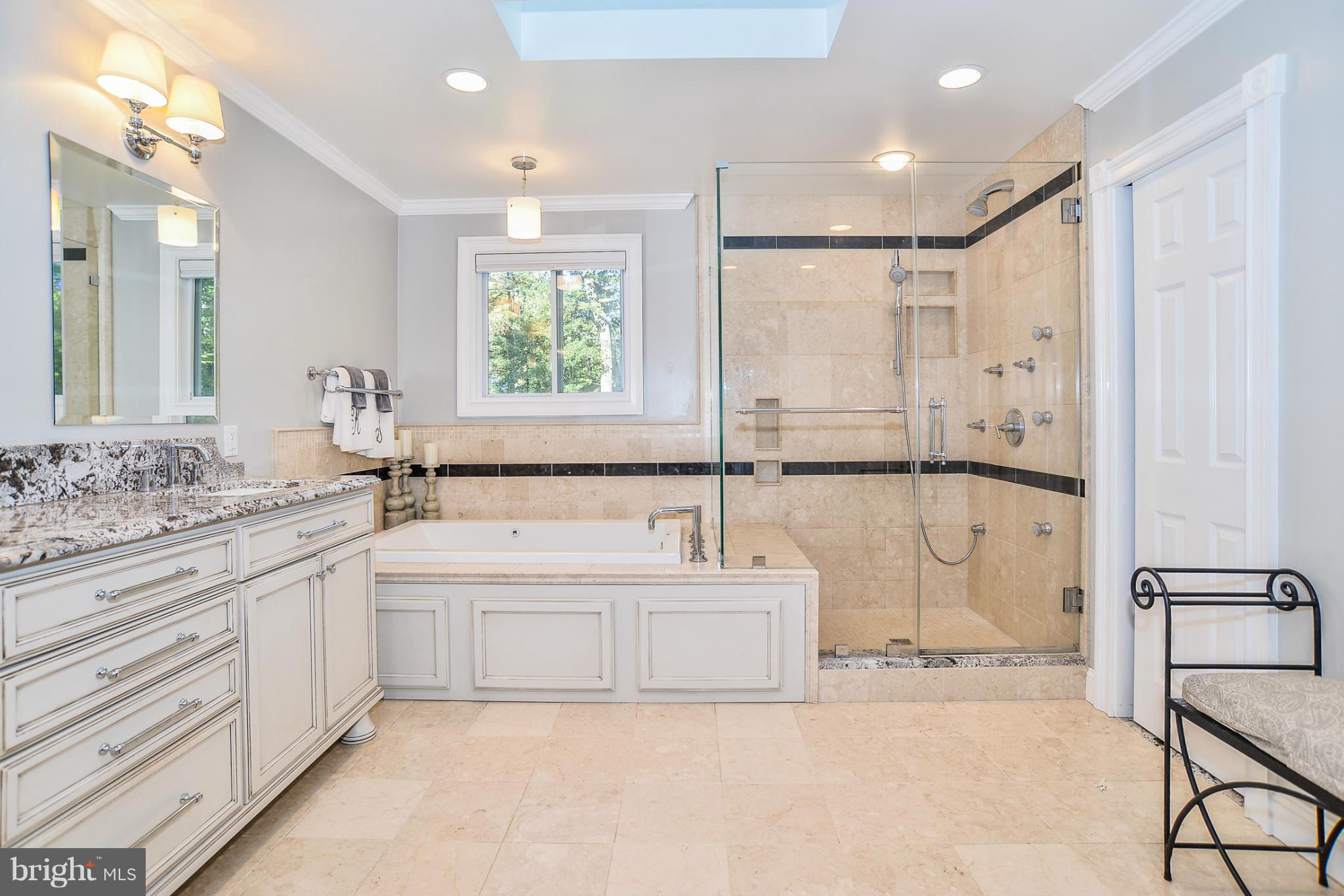 8605 Victoria Road Springfield, VA 22151 - Photo 3 of 30 Bath (Master)