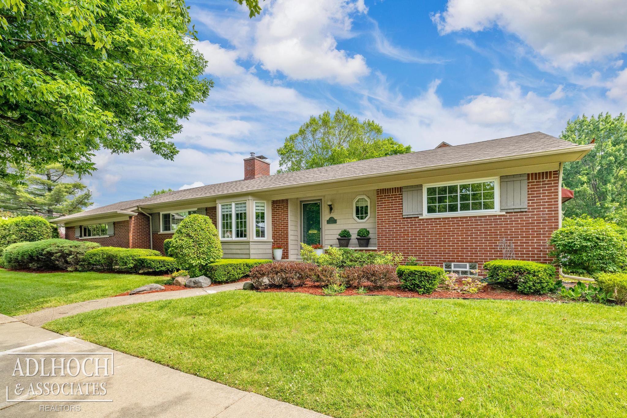 770 Lincoln Road Grosse Pointe, MI 48230 - Photo 3 of 56