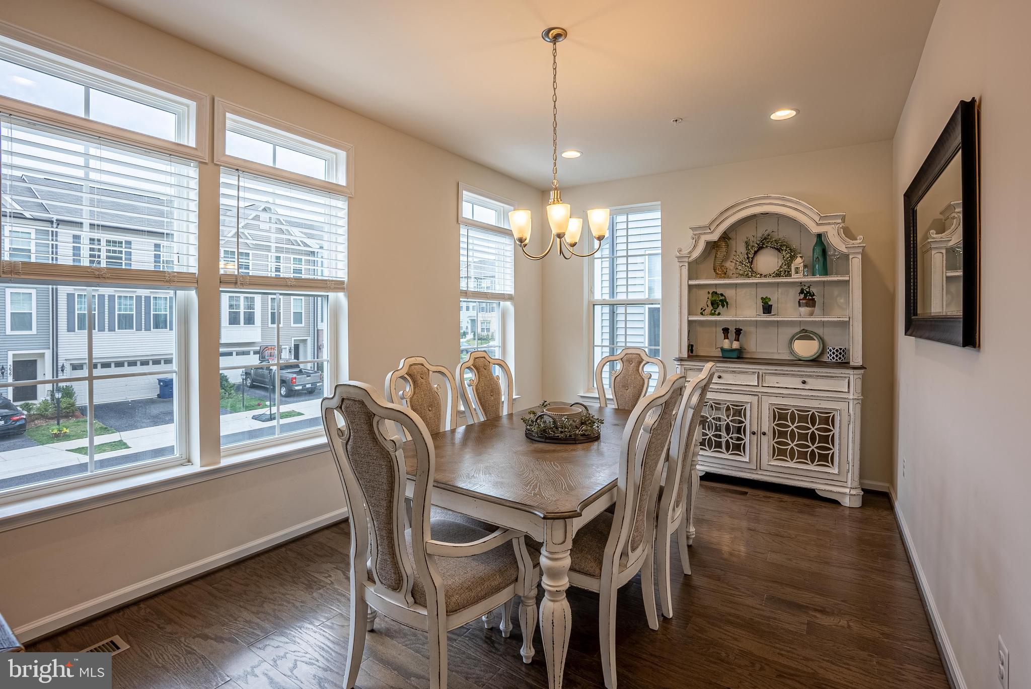 5628 Scott Ridge Place Frederick, MD 21704 - Photo 10 of 24 Dining room Pic 1