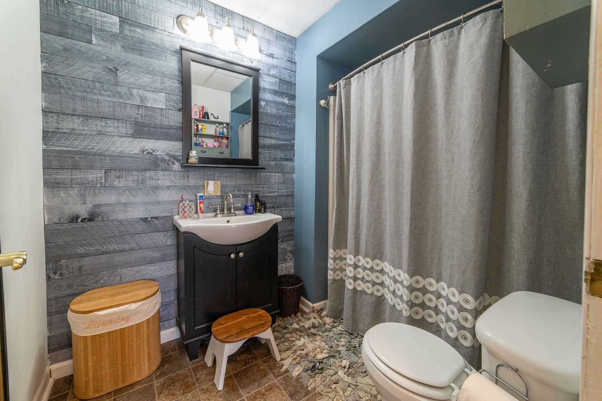 511 Decatur Street Lincoln, IL 62656 - Photo 21 of 32 Gallery Image 21