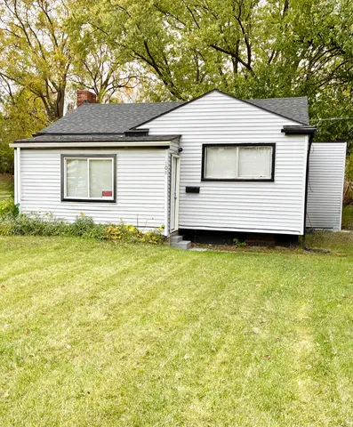 $140,000 | 108 Court Street, Pontiac, MI 48342