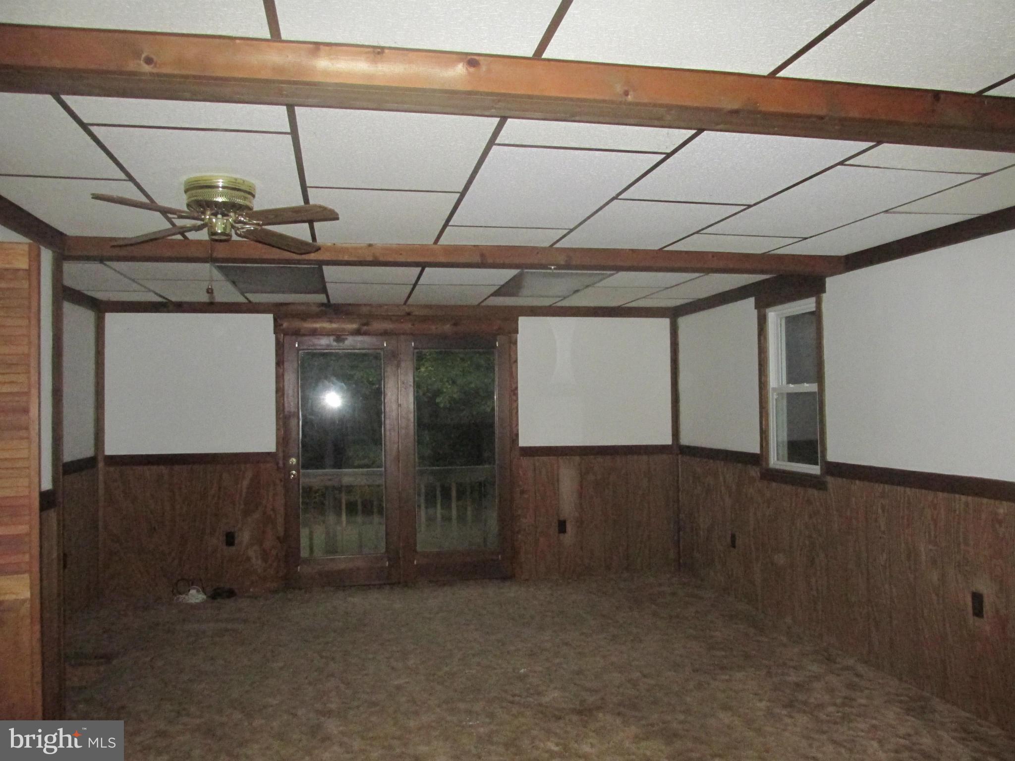 12500 Gramlich Road Southwest La Vale, MD 21502 - Photo 5 of 11 Family Room