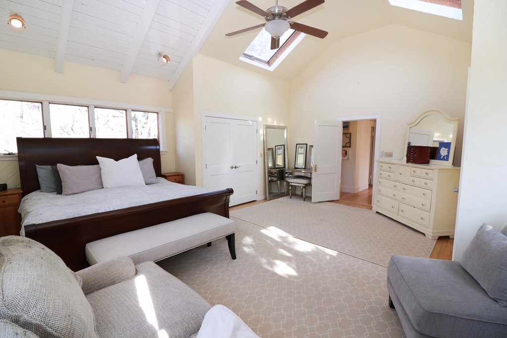 7 Highland Road Wellesley, MA 02482 - Photo 8 of 15 Gallery Image 8