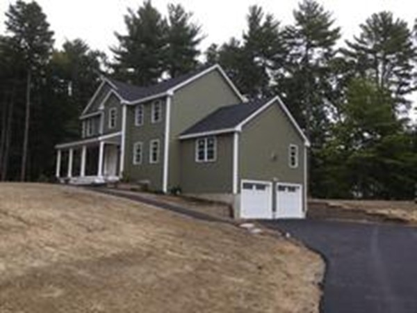 81 Merrimac Road Haverhill, MA 01830 - Photo 3 of 22