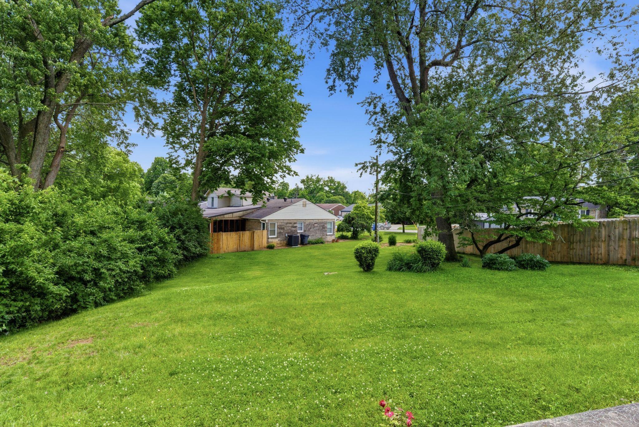 2192 Harrodsburg Road Lexington, KY 40503 - Photo 32 of 38 44_dsc06306
