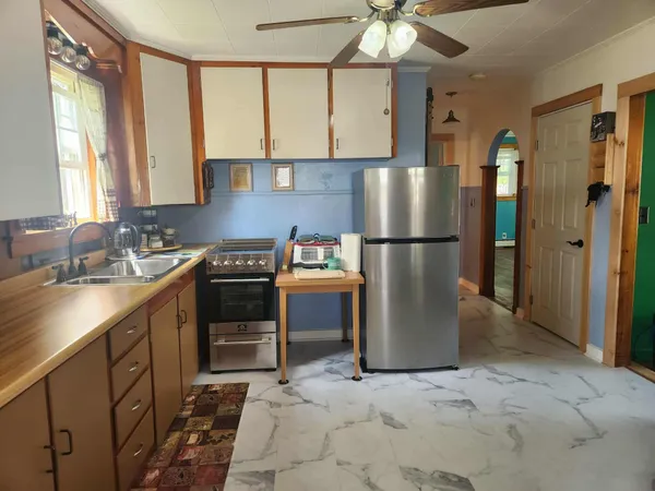 $190,000 | 34 Cedar Street, East Millinocket, ME 04430