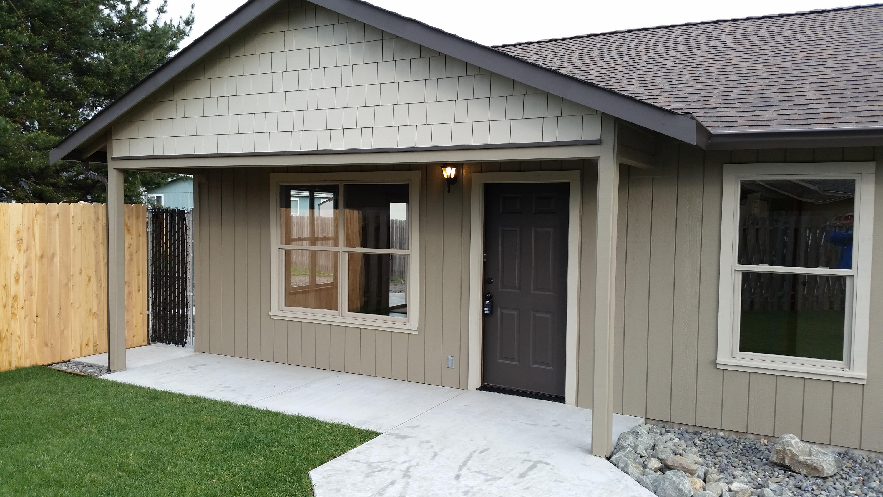 928 Hilda Court Rio Dell, CA 95562 - Photo 3 of 18 Gallery Image 3