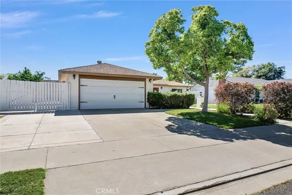 $730,000 | 1602 East Oak Hill Court, Ontario, CA 91761