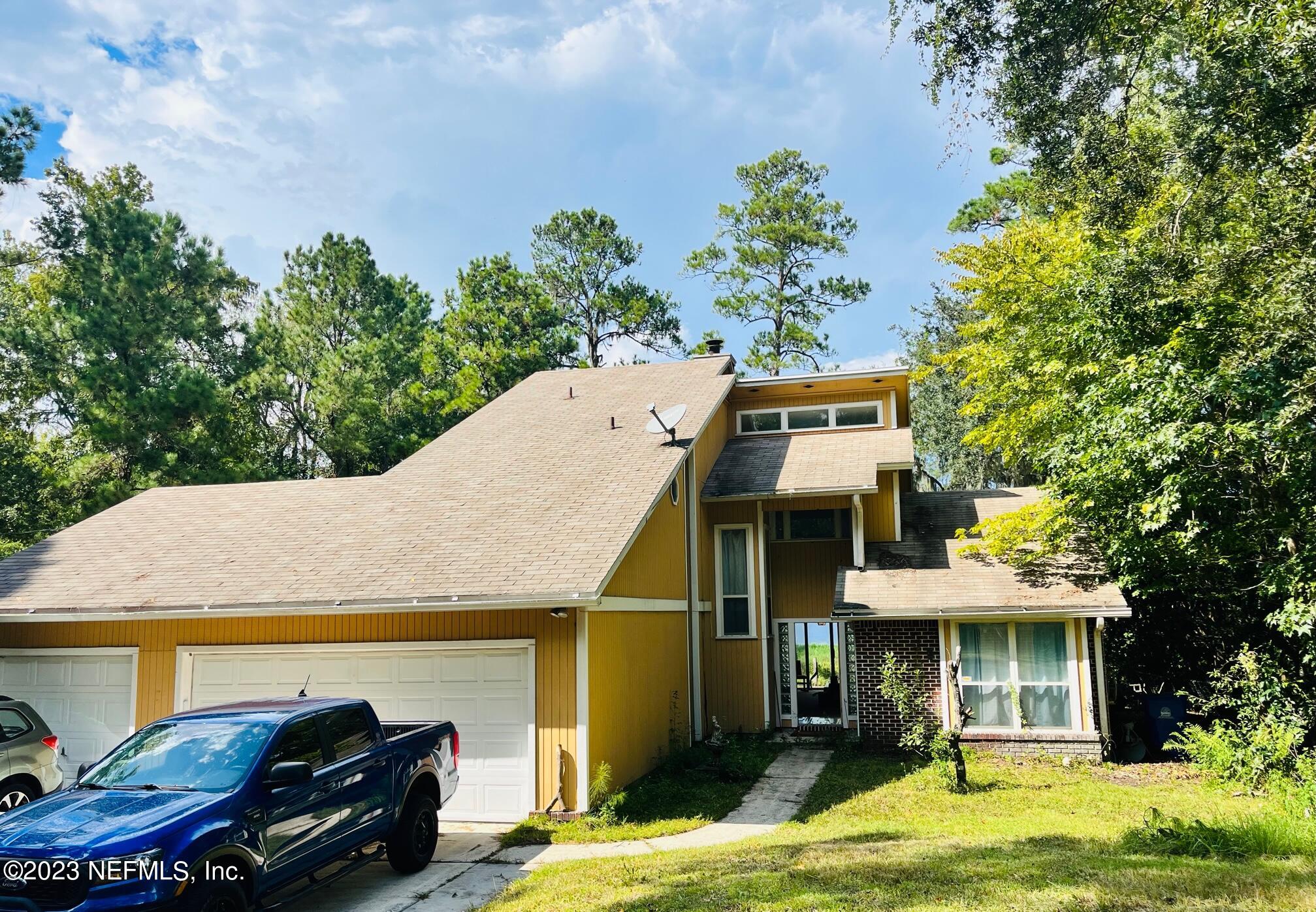 2145 Bishop Estates Road St. Johns, FL 32259 - Photo 5 of 15 IMG_4311