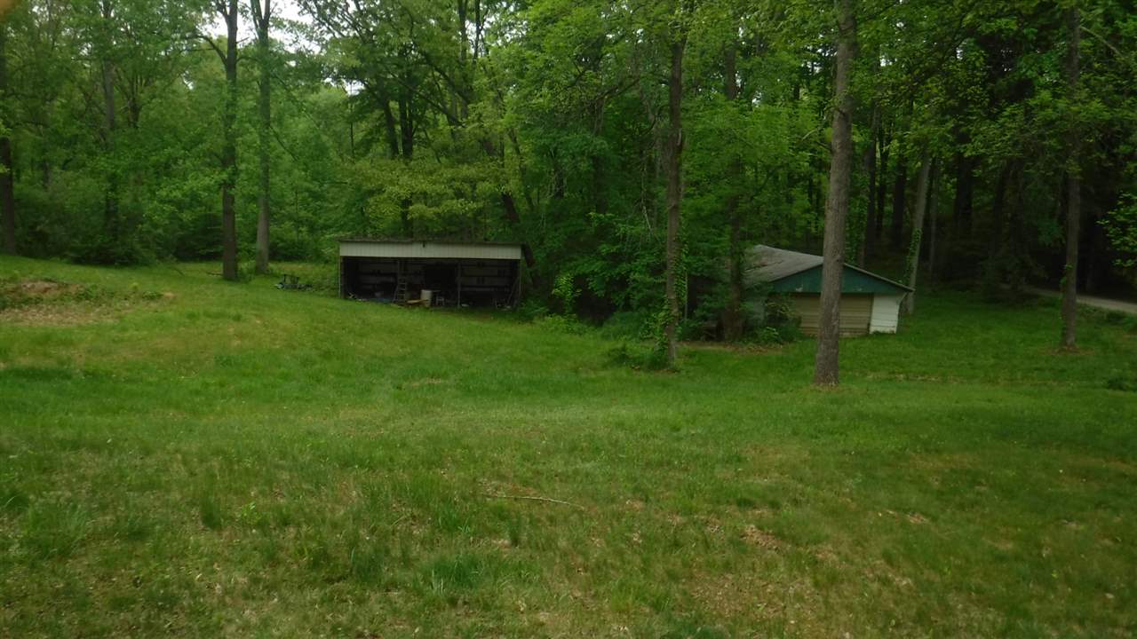 6659 Greens Bluff Road Spencer, IN 47460 - Photo 4 of 13