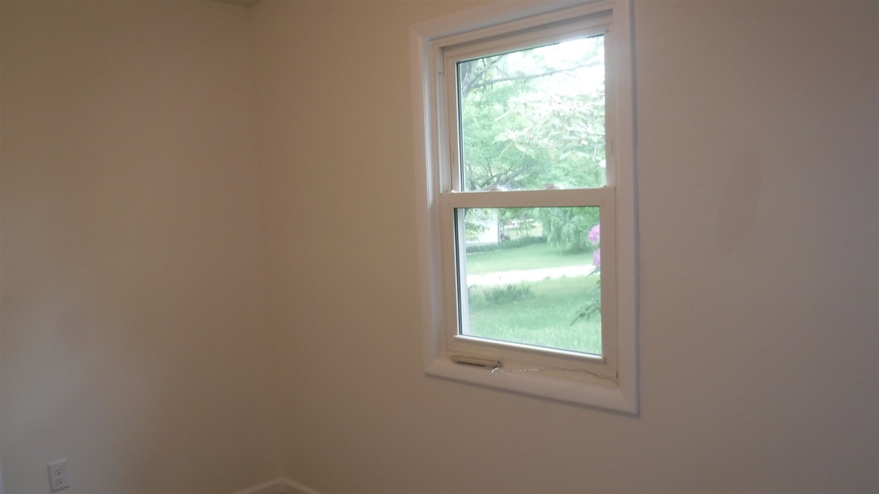 6659 Greens Bluff Road Spencer, IN 47460 - Photo 9 of 13