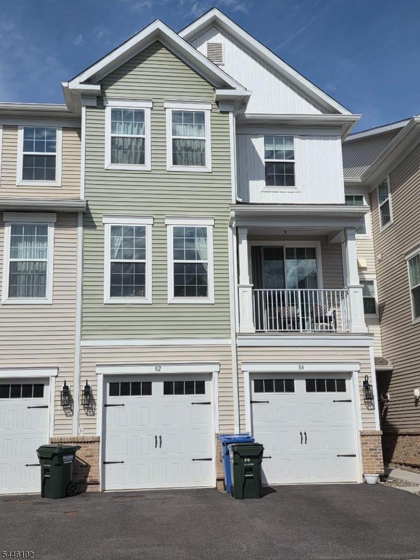 82 Depot Way Dunellen, NJ 08812 - Photo 10 of 16