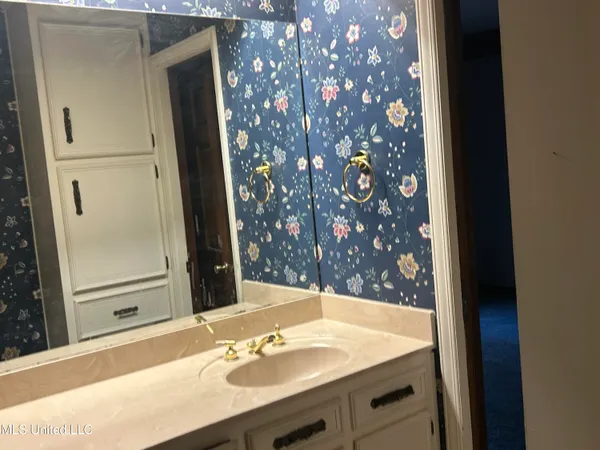 $139,000 | 613 Parker Drive, Clinton, MS 39056