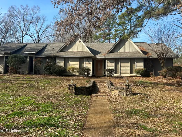 $139,000 | 613 Parker Drive, Clinton, MS 39056