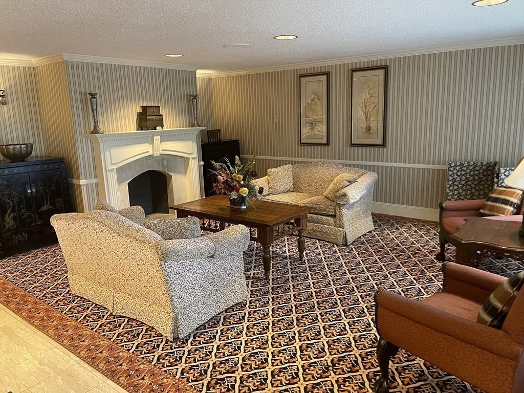 1004 Paradise Road, Unit W3B Swampscott, MA 01907 - Photo 13 of 15 Gallery Image 13