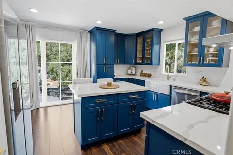 $899,000 | 9704 Marcus Lane, Tujunga, CA 91042