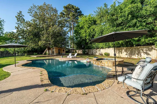 $325,000 | 3020 Meadowlark Lane, Tyler, TX 75701