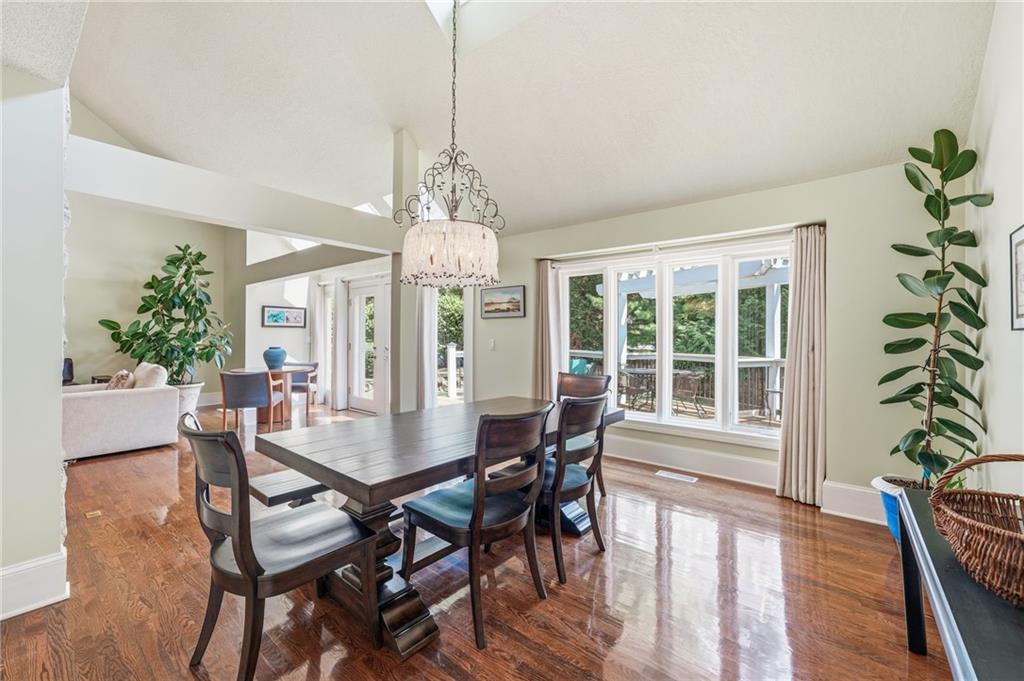 12401 Granada Road Leawood, KS 66209 - Photo 16 of 49 Gallery Image 16