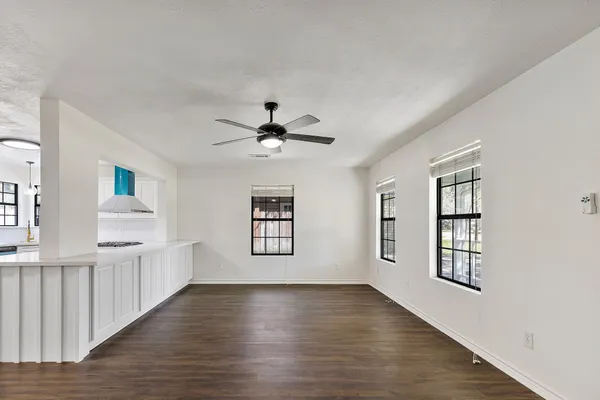 $2,100 | 504 Percival Street, Unit A, Tomball, TX 77375