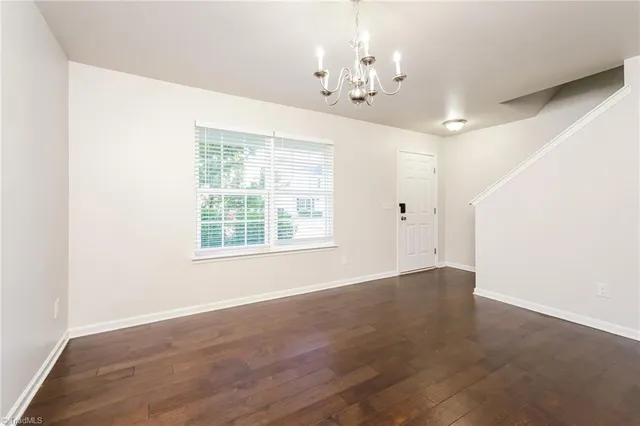 $2,335 | 3960 Foliage Drive, Winston-Salem, NC 27101