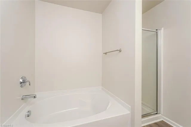 $2,335 | 3960 Foliage Drive, Winston-Salem, NC 27101