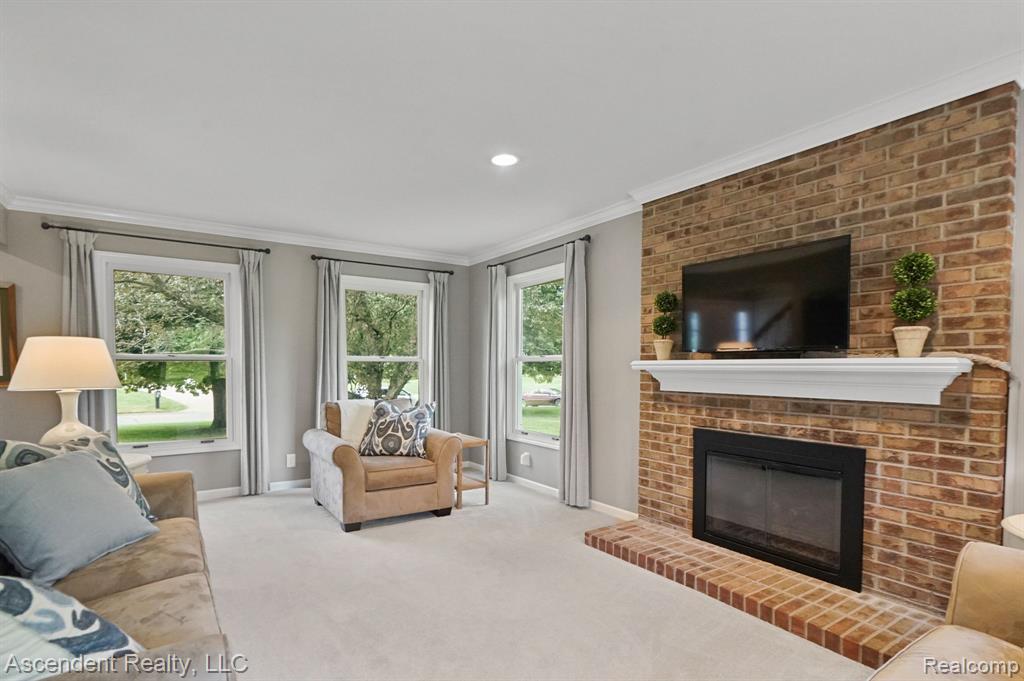 3191 Landview Drive Rochester, MI 48306 - Photo 7 of 42