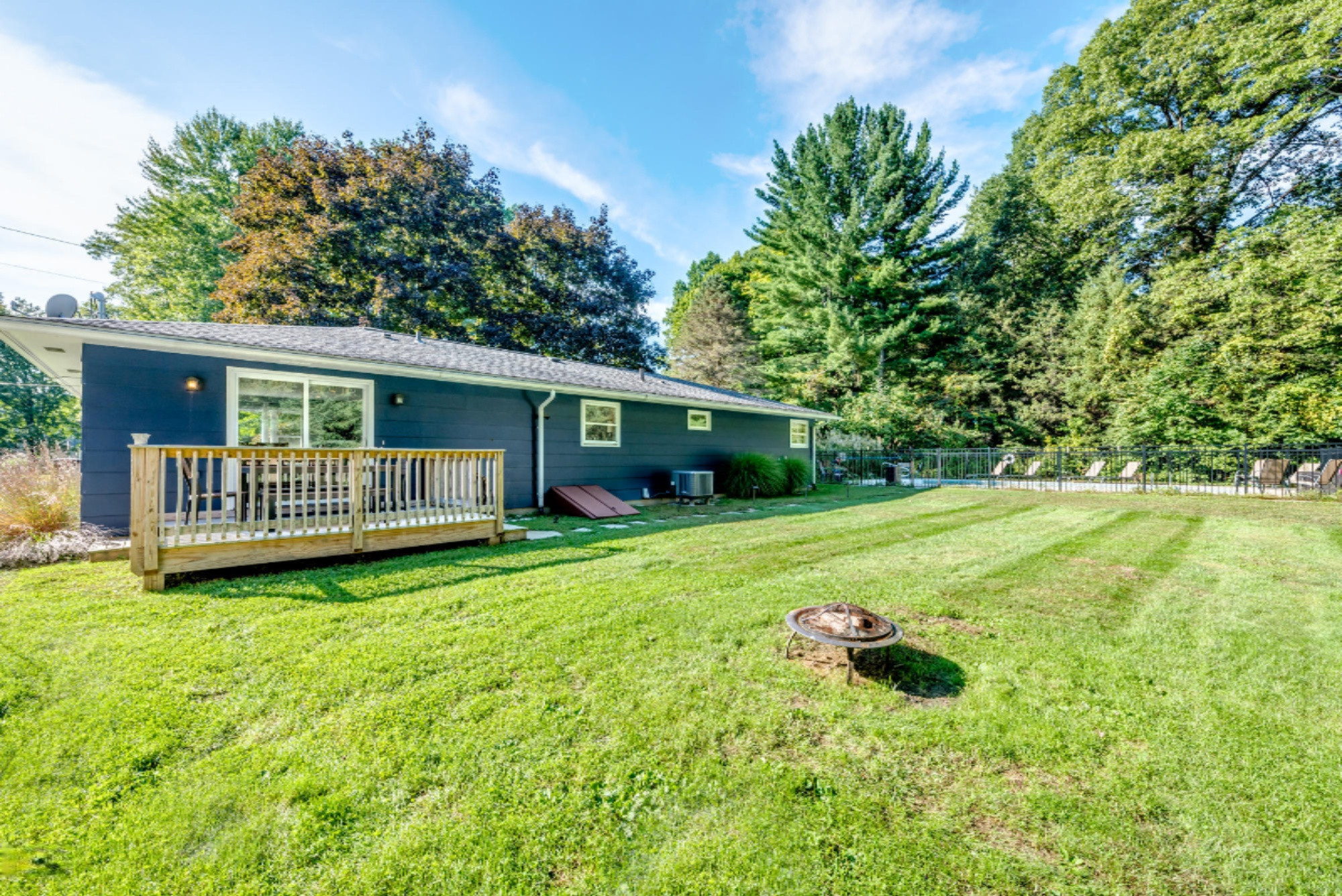 16027 Butterfield Road Three Oaks, MI 49128 - Photo 20 of 20 Butternut-120