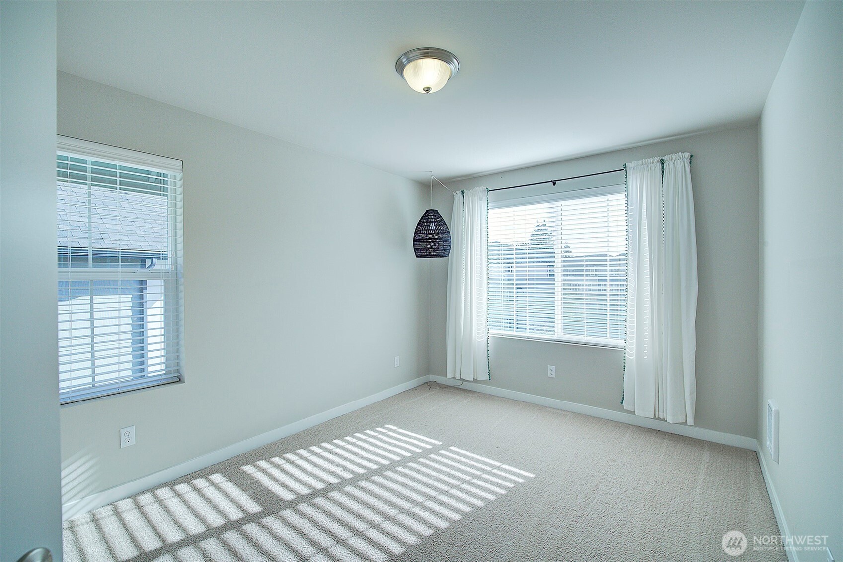 1621 Seattle Hill Road, Unit K4 Bothell, WA 98012 - Photo 26 of 39